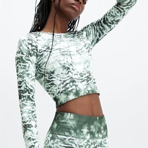 Fabletics Mari Seamless Long Sleeve Top